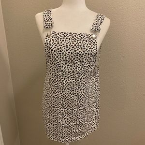 Kendall & Kylie Skirts - NWOT Kendall & Kylie Leopard Print Overall Skirt Kendall & Kylie Skirts - NWOT Kendall & Kylie Leopard Print Overall Skirt